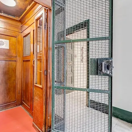Bdc - Stairway To Heaven Apartment Rome